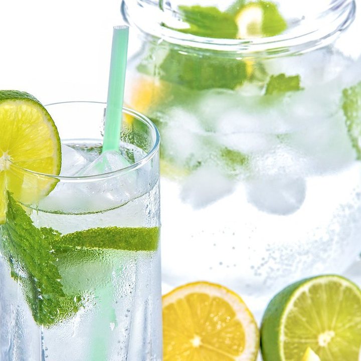 Iced lime and mint drinks